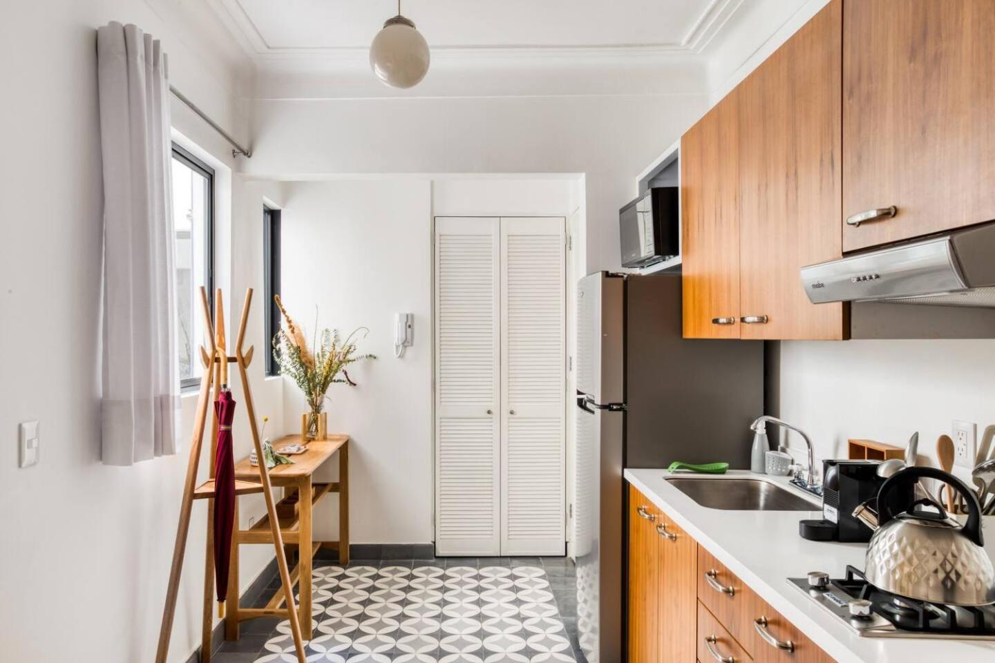 Apartment Juarez Design Single - Charming 1 Bd With Balcony In Mexico City